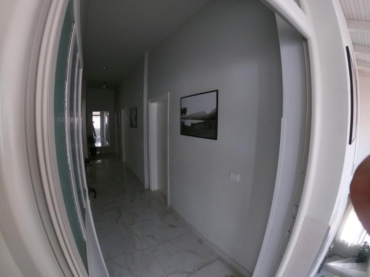 Jonian Central Condos Sarandë Eksteriør billede