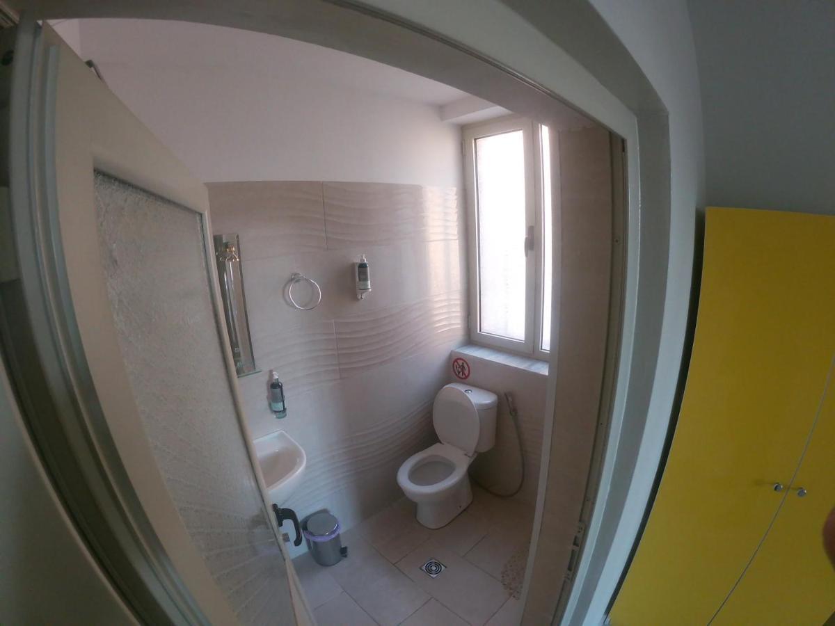 Jonian Central Condos Sarandë Eksteriør billede