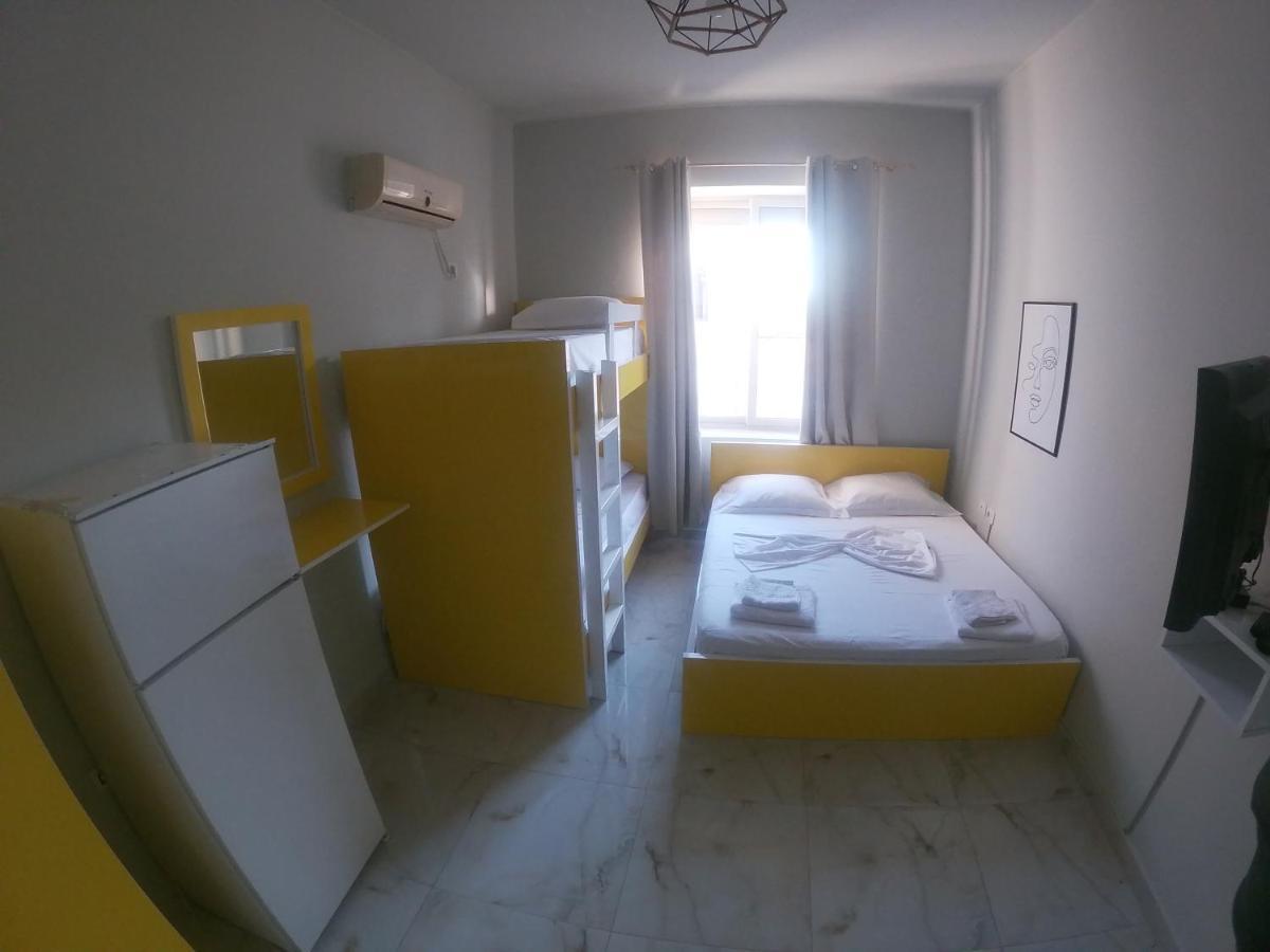 Jonian Central Condos Sarandë Eksteriør billede